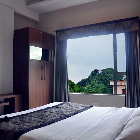 Hotel Sheela Shree Plaza Jhānsi Zewnętrze zdjęcie